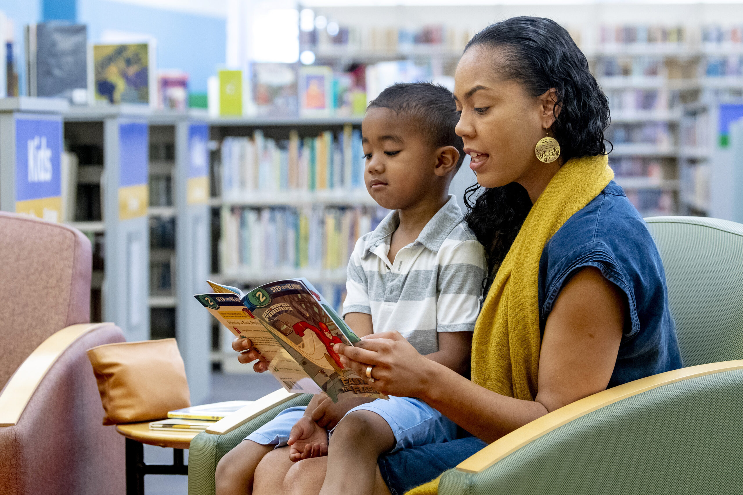 Parent and child at a Johnson County Library